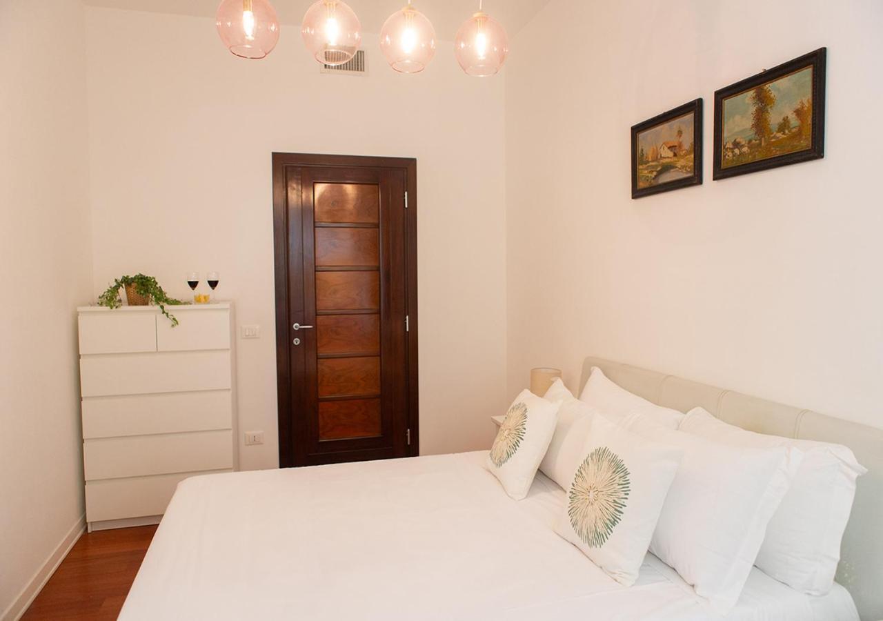 Termini Alever Apartament 3 Bedrooms Rom Exteriör bild